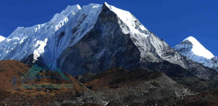 Island Peak (6,189m.)