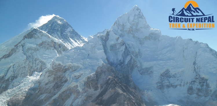 Mount Everest (8848 m) highest peak of the world.
