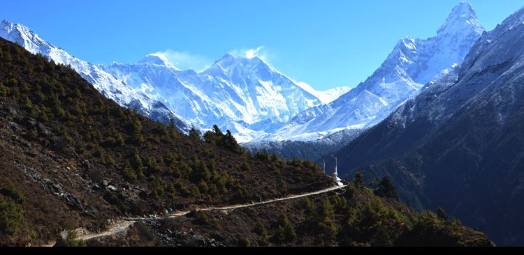 First View Of Mt. Everest & Amadablam From Chorkem