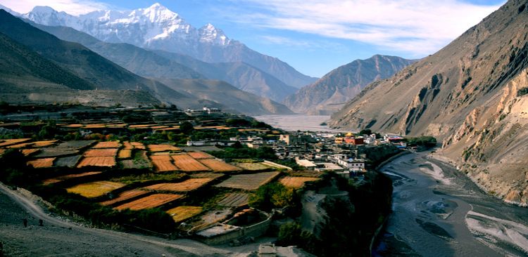 Kagbeni starting point of Upper Mustang trek.