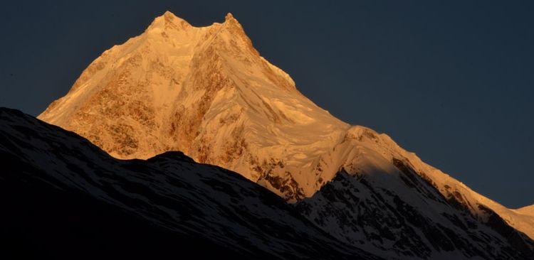 Sunrise on mount Manaslu (8163 m). 
