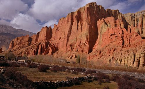 Red cliff on the trail of Upper Mustang trek.